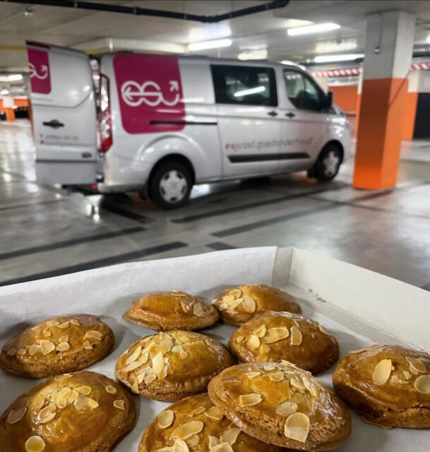 Ondanks de regen zetten we onze schilders vandaag in het zonnetje, want het is vandaag de dag van de schilder!👨‍🎨🥳
#esjvastgoedonderhoud